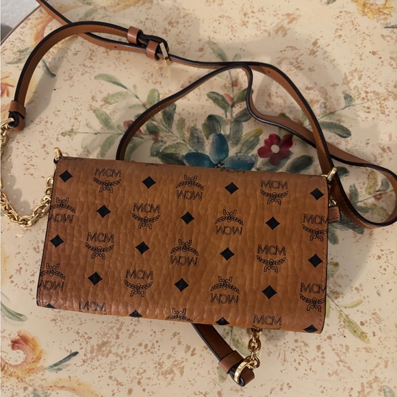 MCM Wallet Crossbody Bag with Gold Chain - Picture 2 of 4